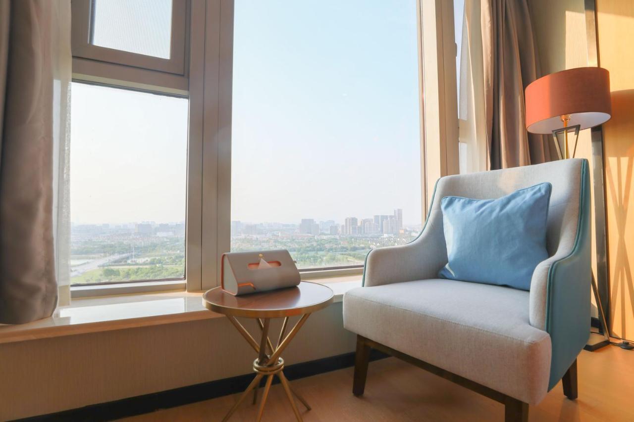 Jinling Funhome Hotel Nanjing Jiulong Lake - Nanjing South Railway Station Kültér fotó
