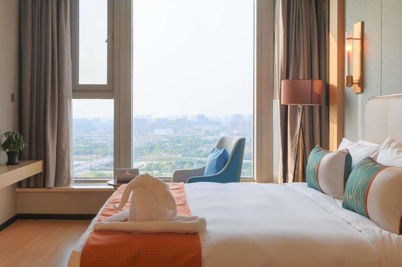 Jinling Funhome Hotel Nanjing Jiulong Lake - Nanjing South Railway Station Kültér fotó